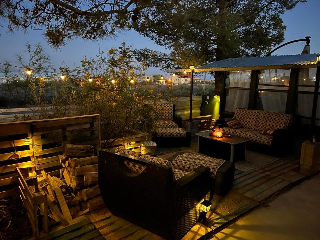 Hole In The Wall Getaway - Usa Mexico Border Bed And Breakfast Columbus المظهر الخارجي الصورة