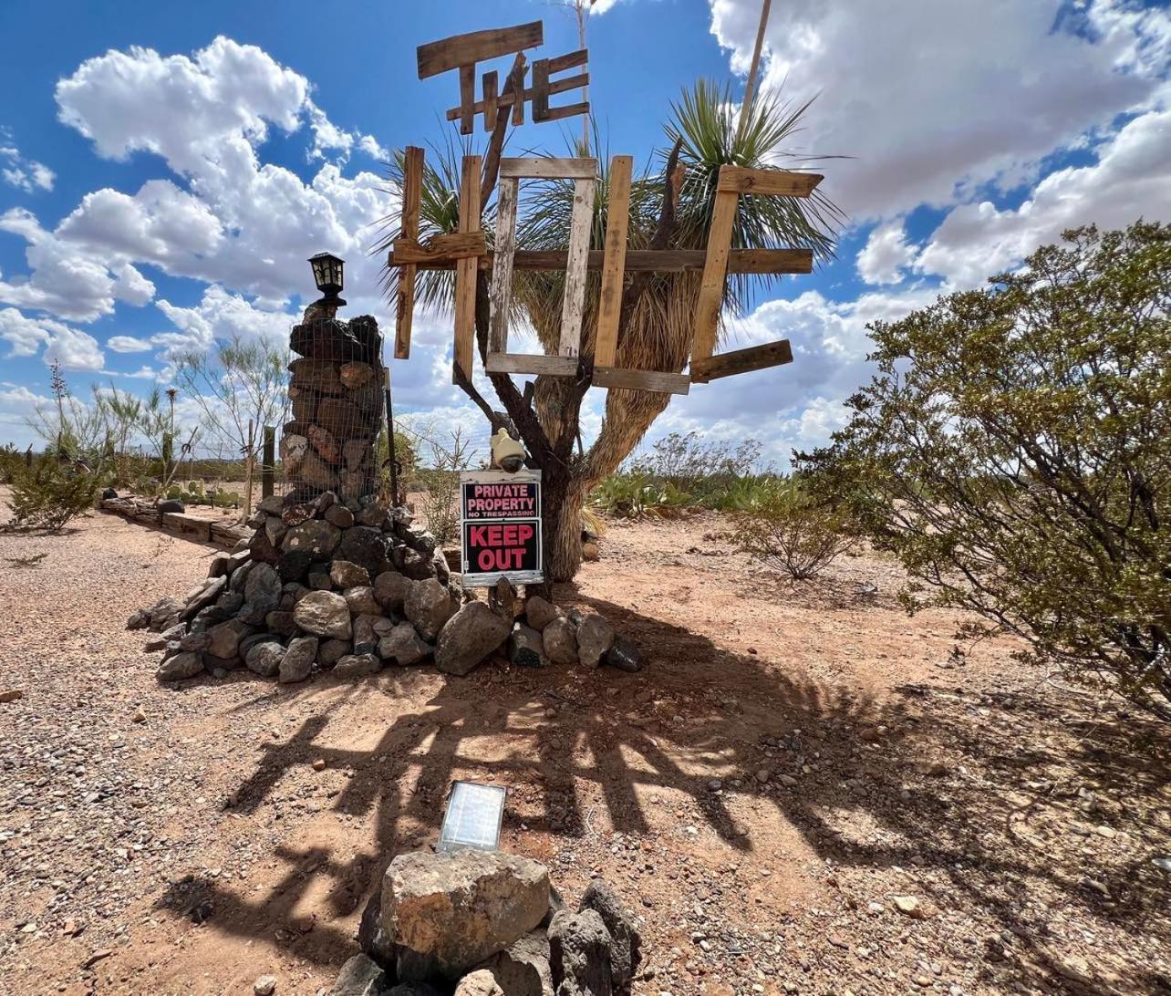 Hole In The Wall Getaway - Usa Mexico Border Bed And Breakfast Columbus المظهر الخارجي الصورة