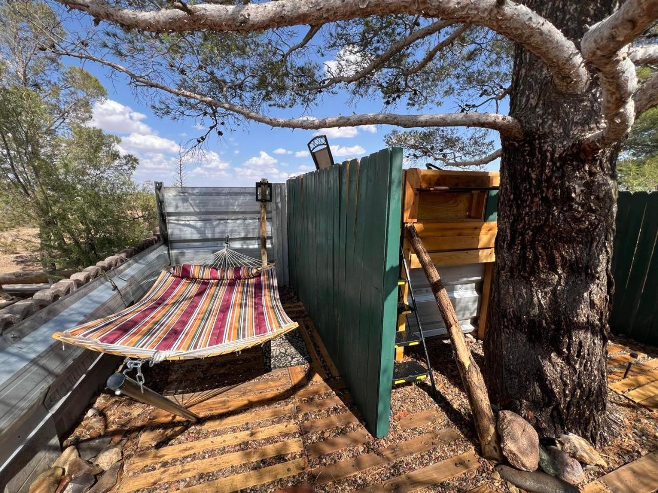 Hole In The Wall Getaway - Usa Mexico Border Bed And Breakfast Columbus المظهر الخارجي الصورة