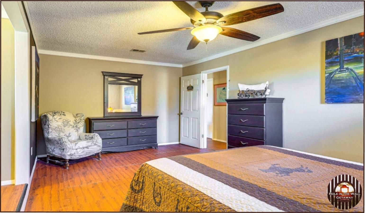 Hole In The Wall Getaway - Usa Mexico Border Bed And Breakfast Columbus المظهر الخارجي الصورة