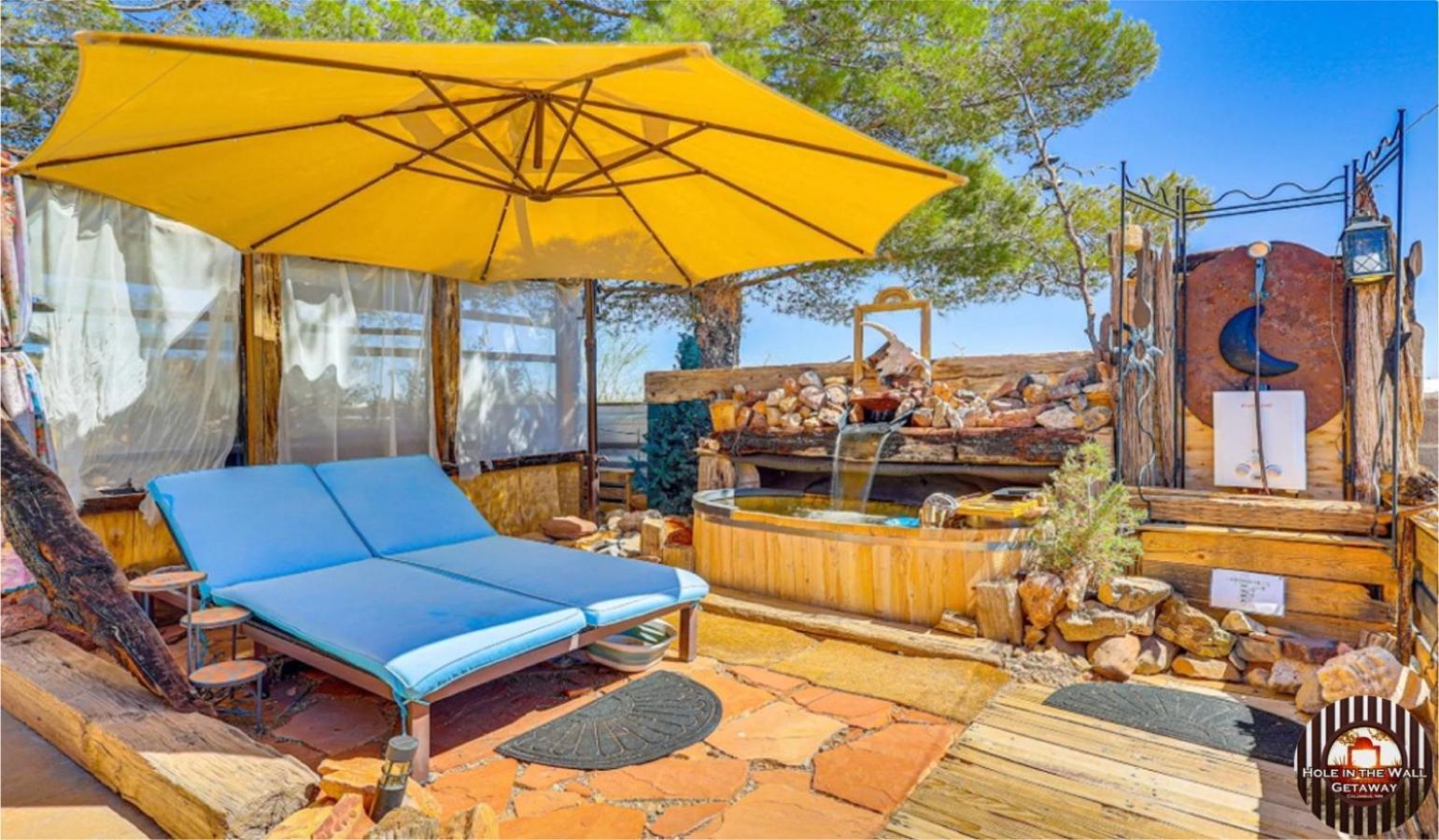 Hole In The Wall Getaway - Usa Mexico Border Bed And Breakfast Columbus المظهر الخارجي الصورة